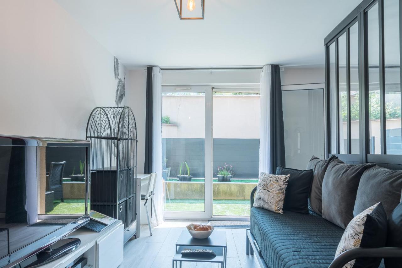The Jungle Loft Paris-Tgv-Orly Confort Apartment Massy  Exterior photo